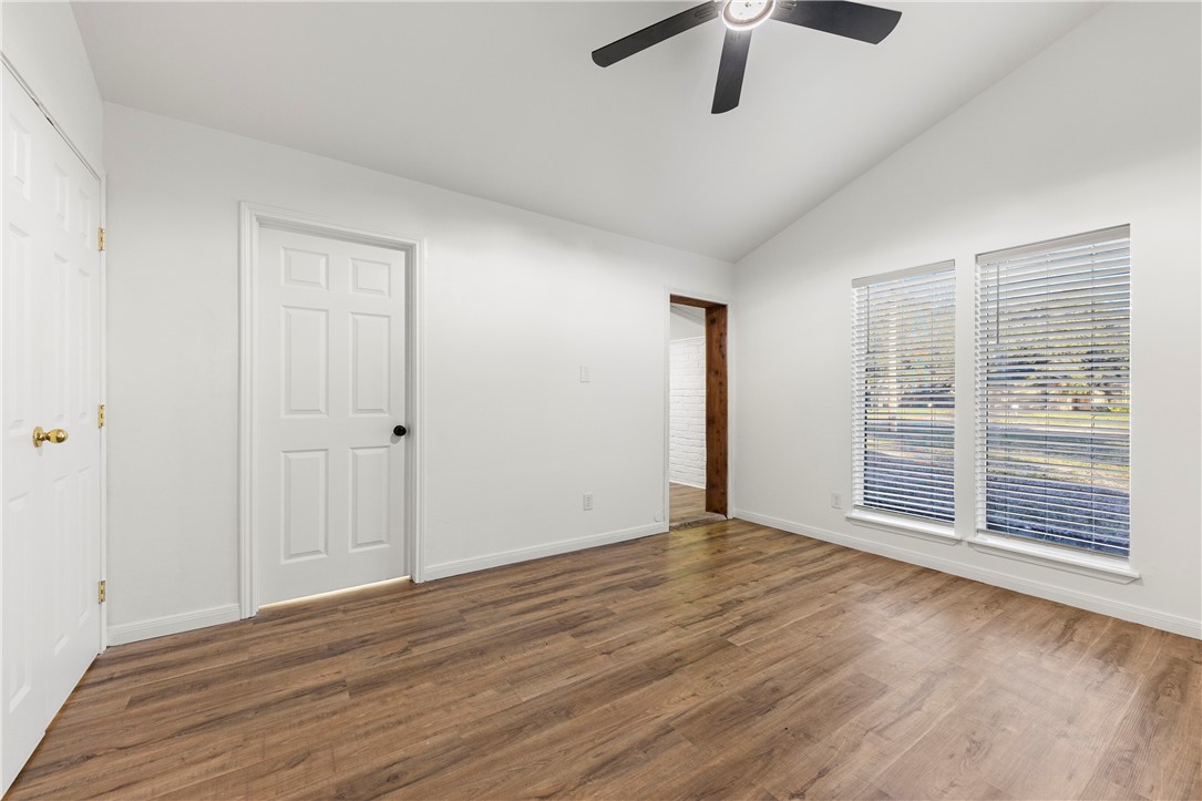 1201 Enterprise Blvd Property Photo 14