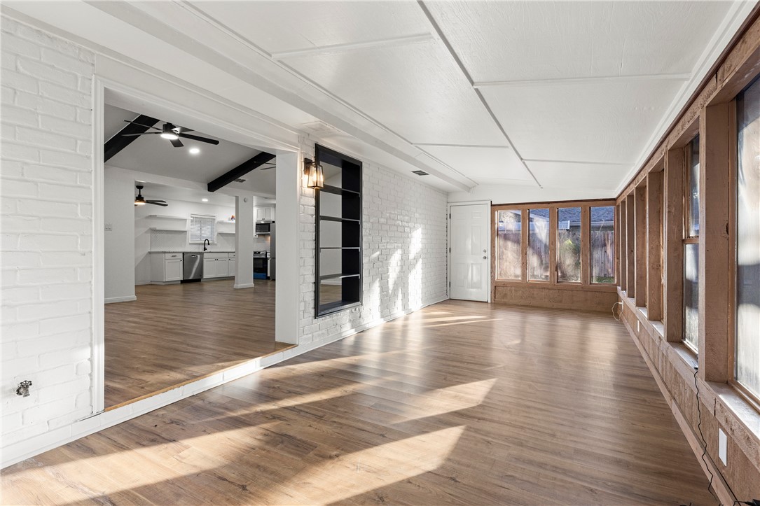 1201 Enterprise Blvd Property Photo 21