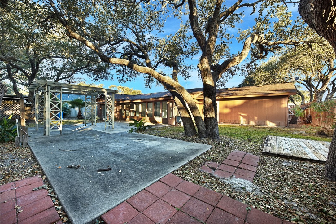1201 Enterprise Blvd Property Photo 25