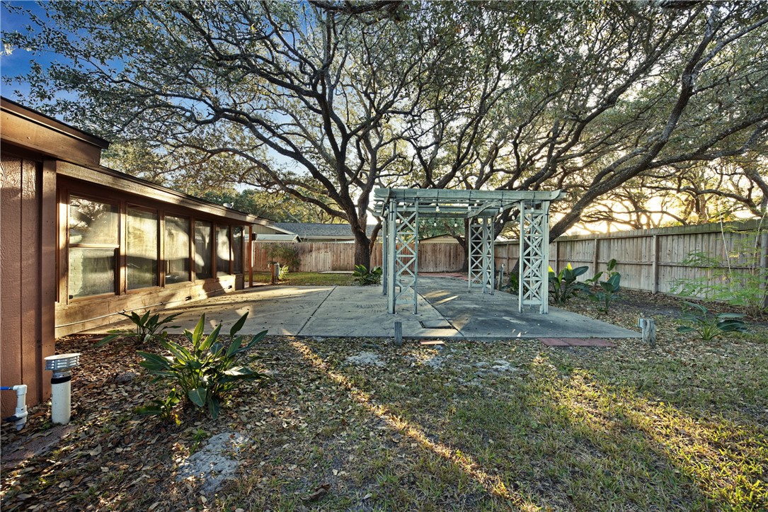 1201 Enterprise Blvd Property Photo 26