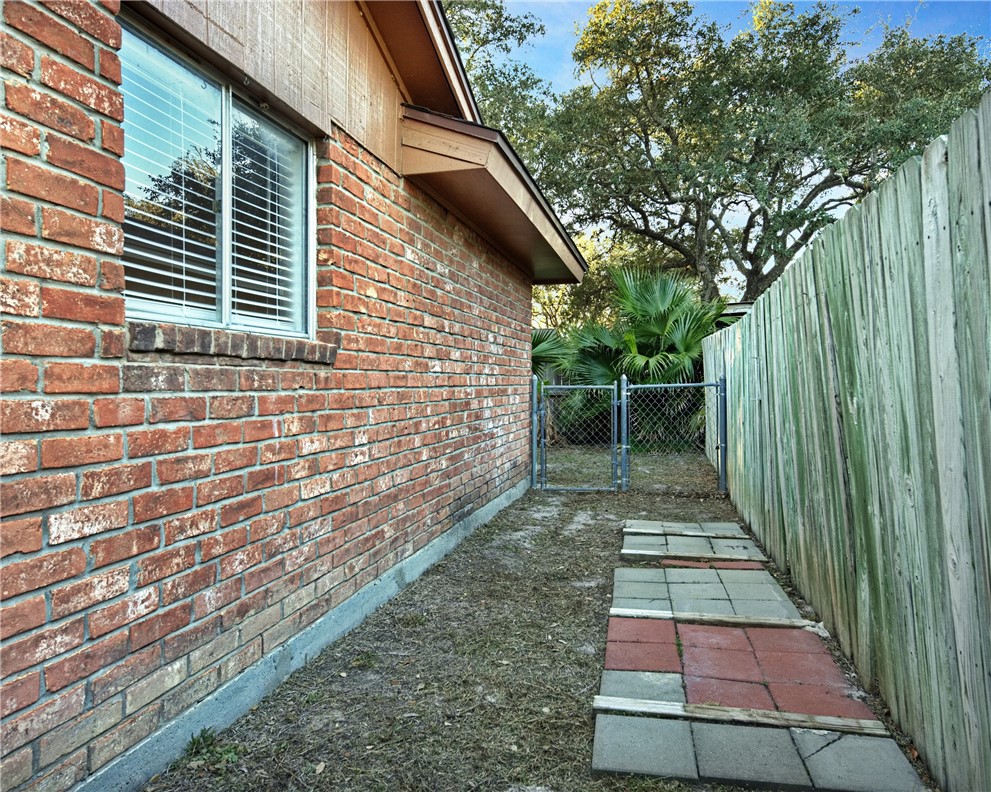 1201 Enterprise Blvd Property Photo 27