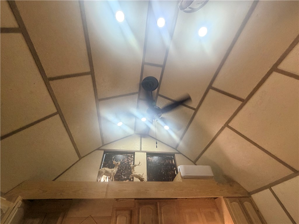 559 Cr-129 Property Photo 19