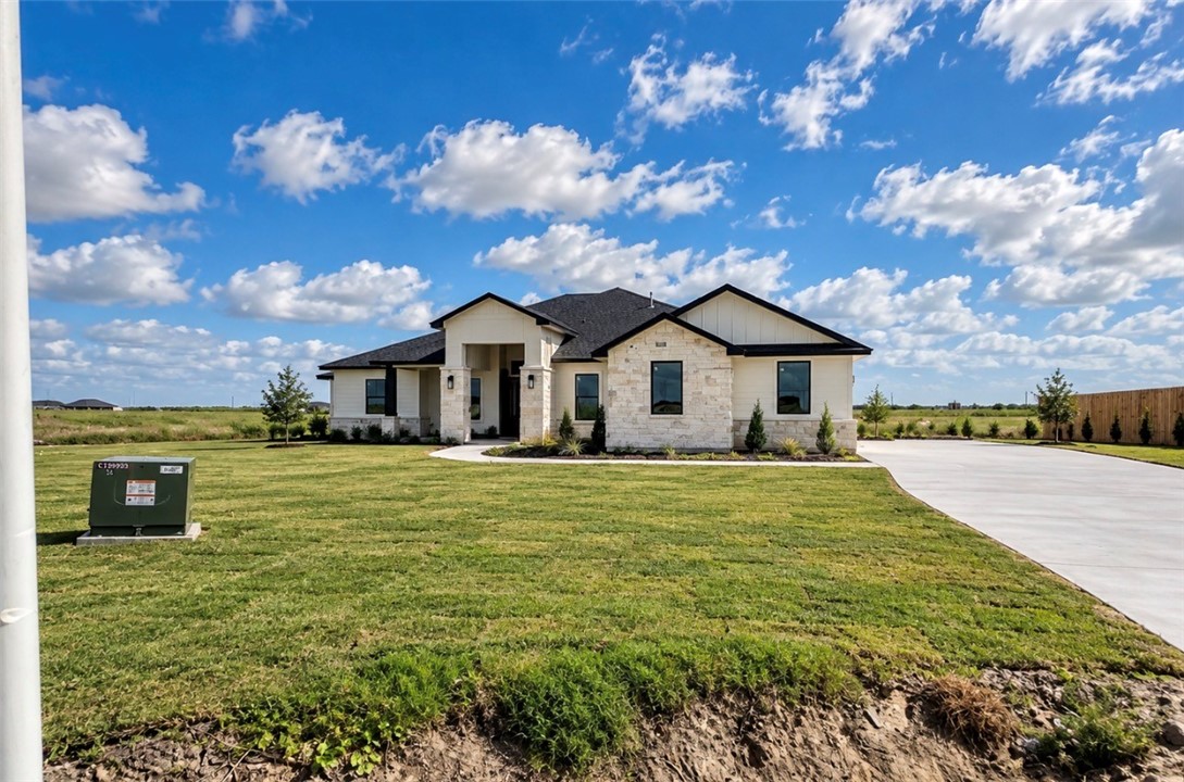1453 Fenner Ranch Dr Property Photo 1