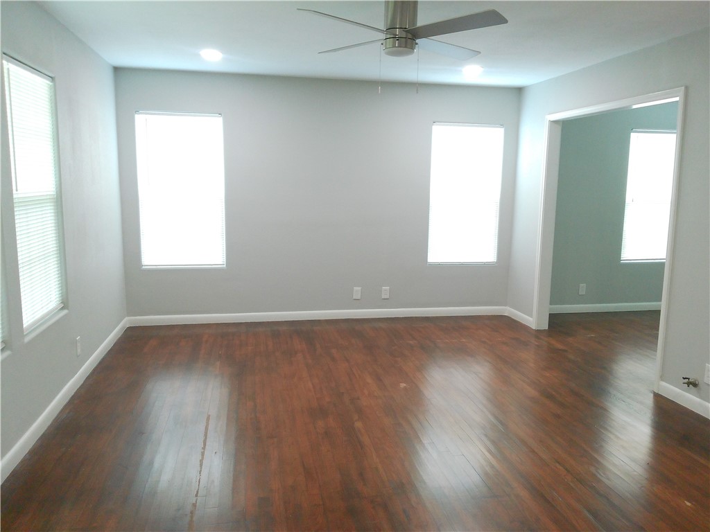 534 Ohio Ave Property Photo 3