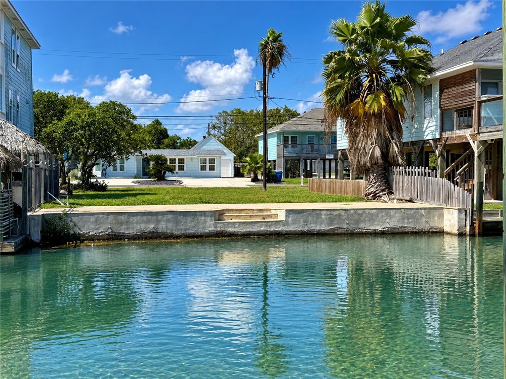 4037 Laguna Shores Property Photo 1