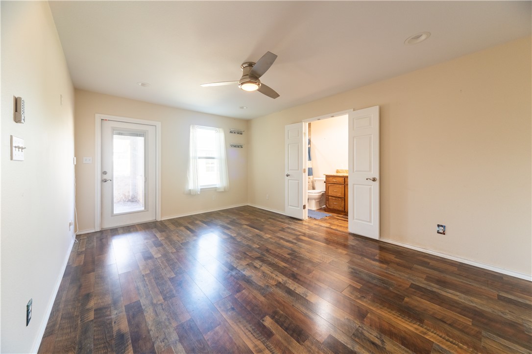 1142 Patton St Property Photo 17