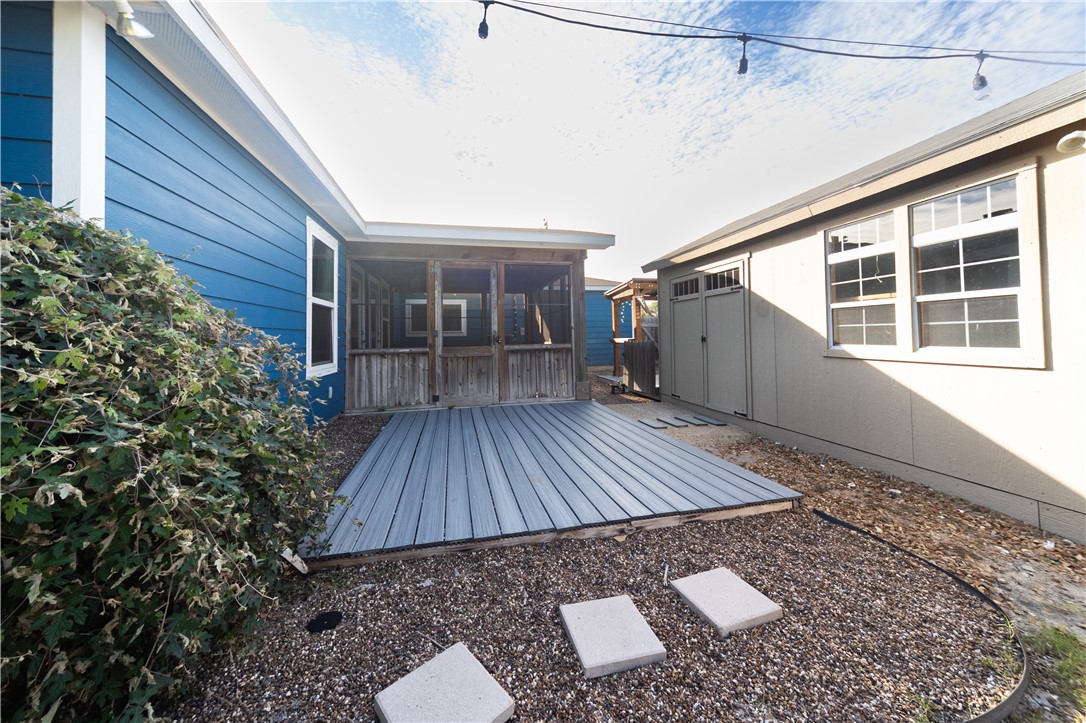 1142 Patton St Property Photo 32