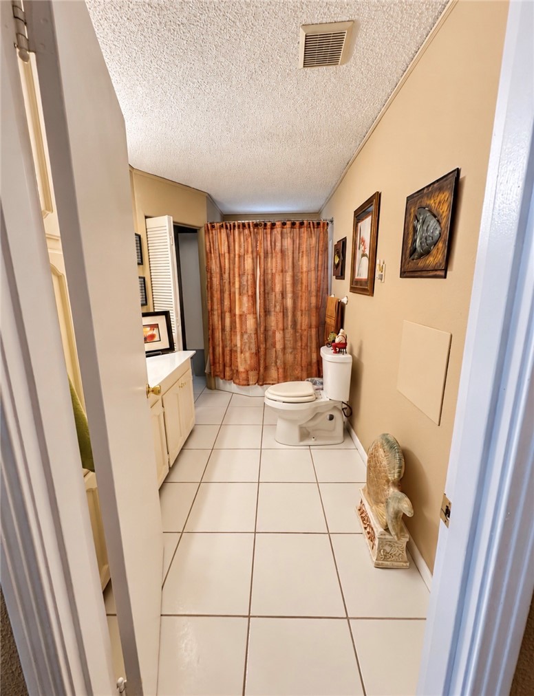 914 Cunningham St Property Photo 12