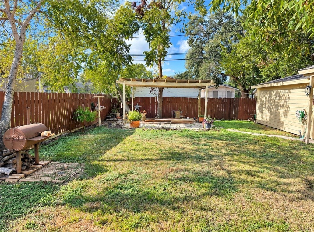914 Cunningham St Property Photo 18
