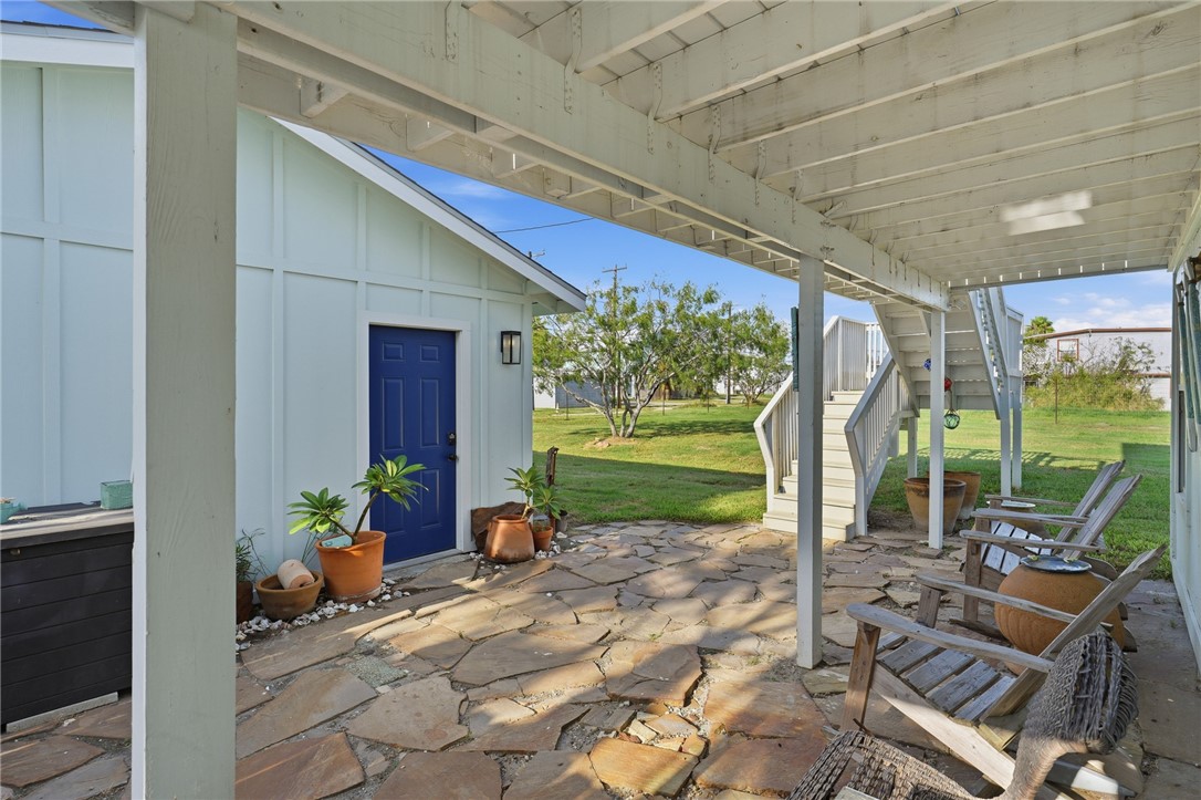 614 S Sandpiper Property Photo 7