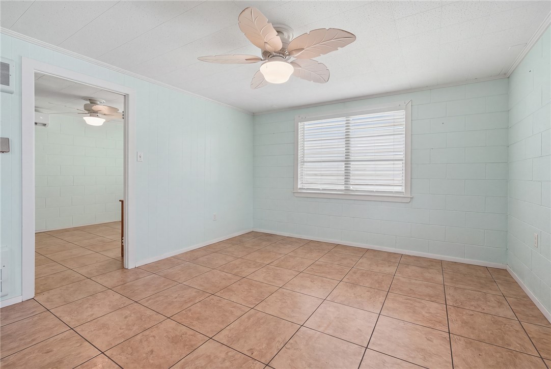 614 S Sandpiper Property Photo 17