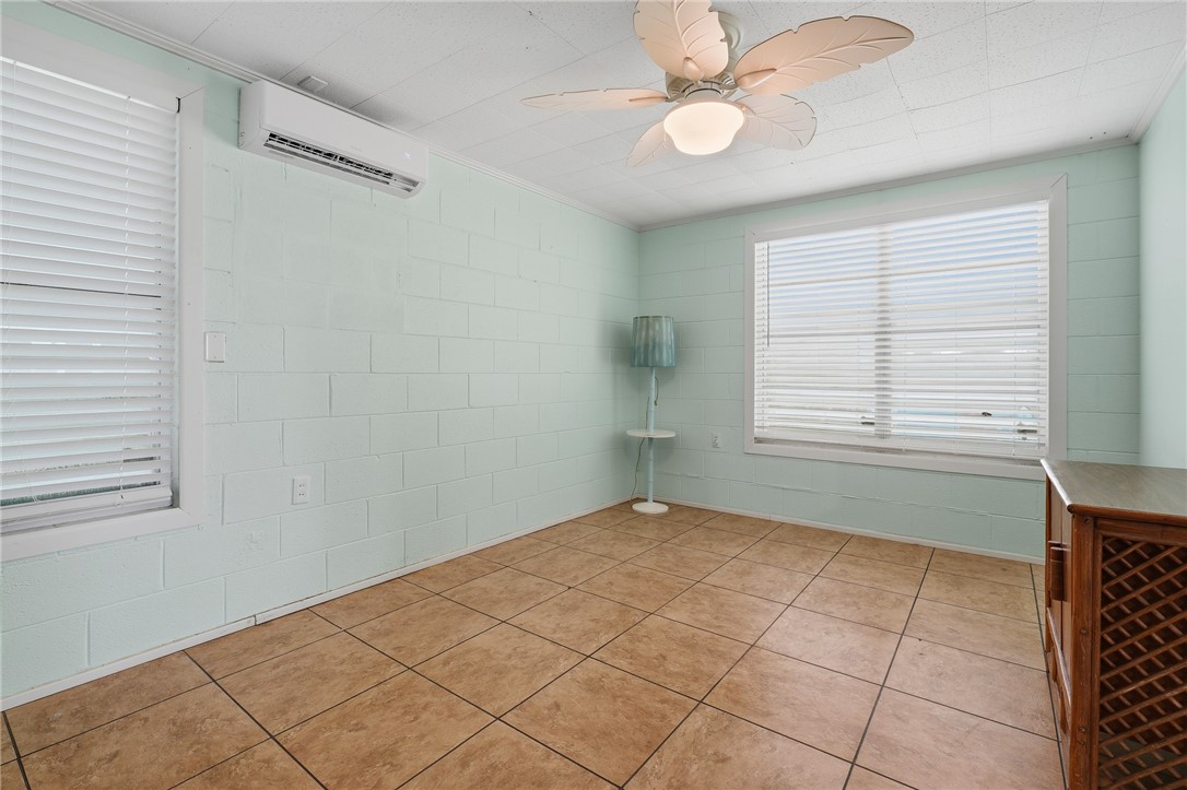 614 S Sandpiper Property Photo 25
