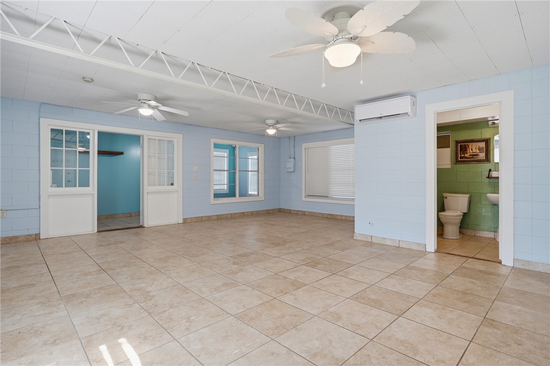 614 S Sandpiper Property Photo 28