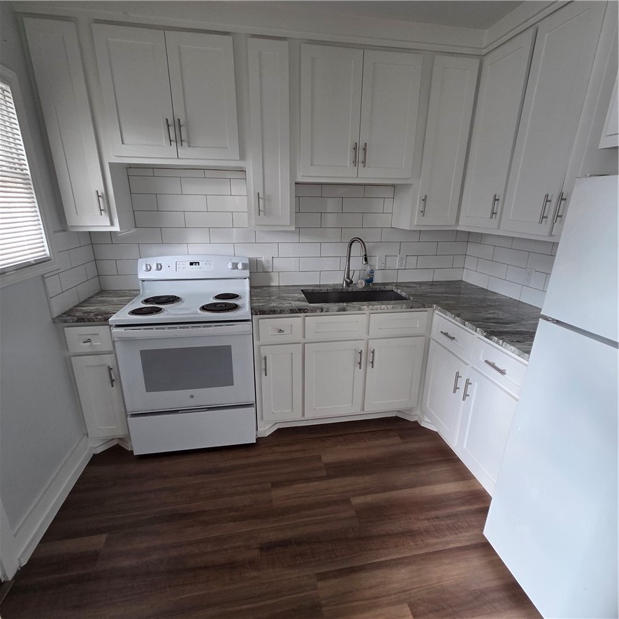 253 Rosebud Ave Property Photo 4