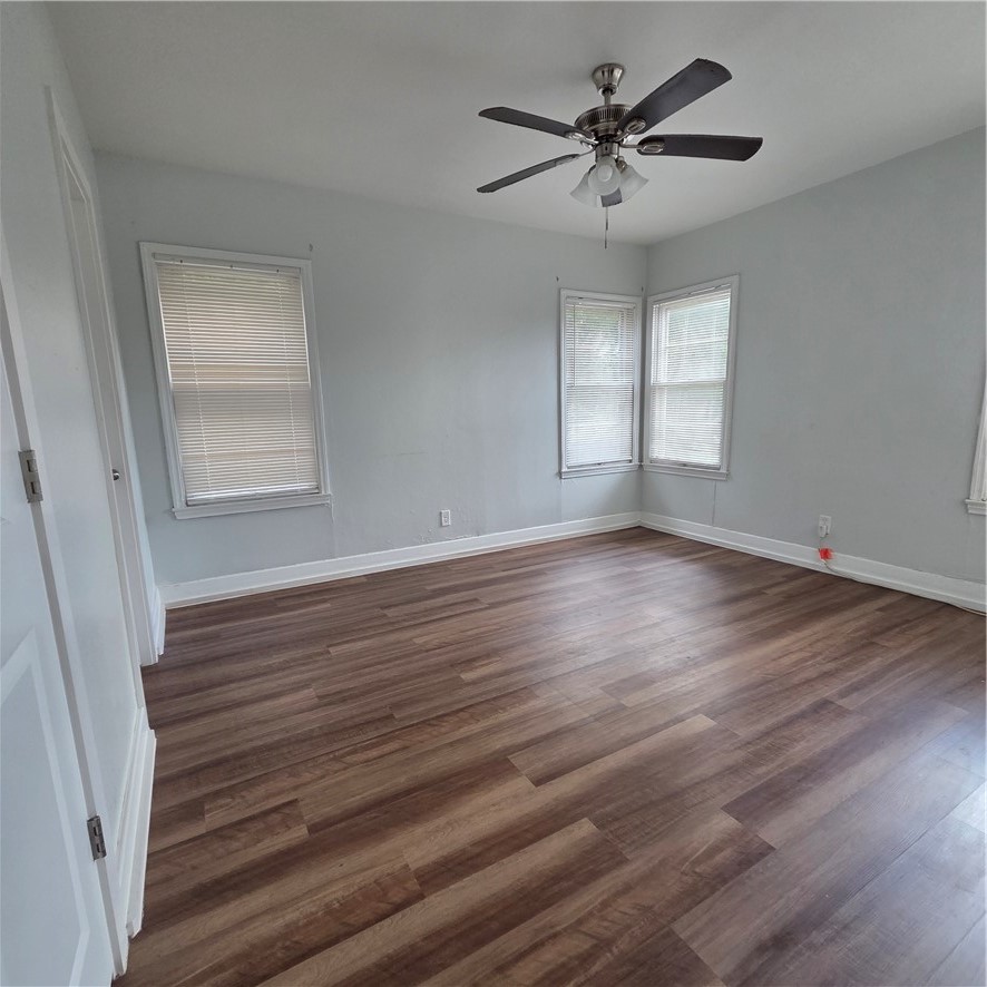 253 Rosebud Ave Property Photo 7