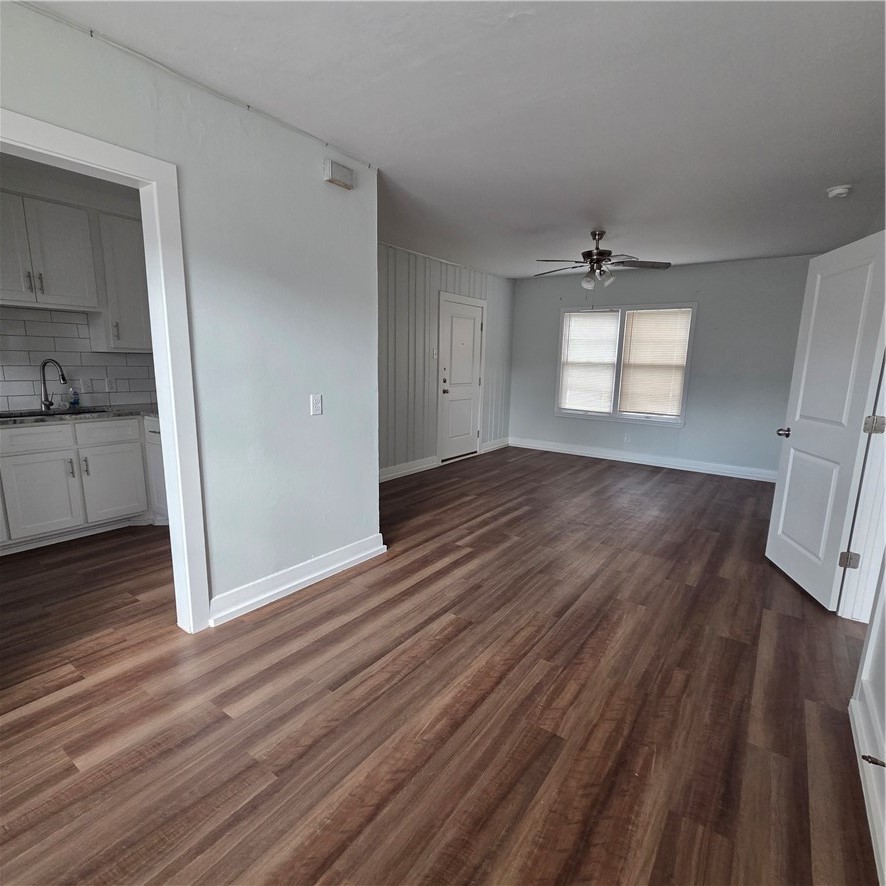 253 Rosebud Ave Property Photo 8