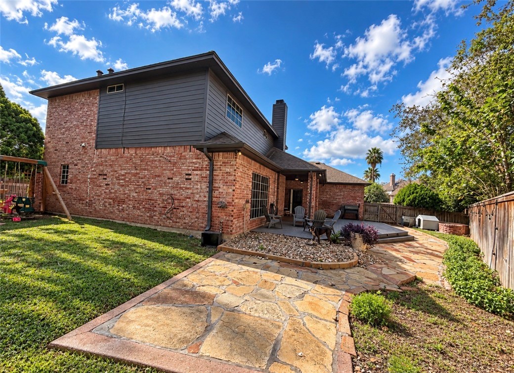483990 Property Photo 18
