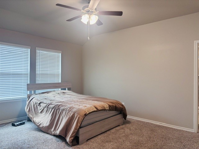 1201 Thames Chase Dr Property Photo 5