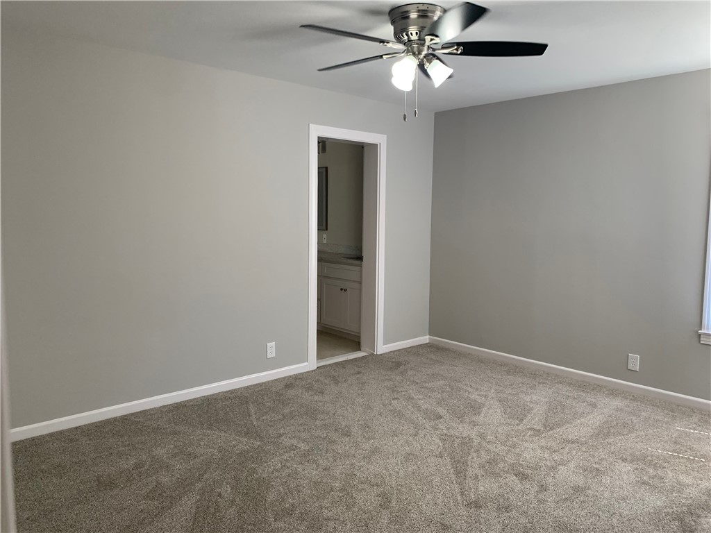 904 Cunningham St Property Photo 10