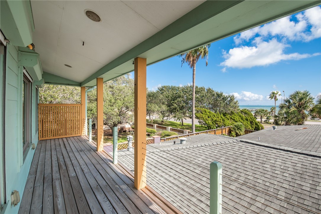 2011 Ocean Dr Property Photo 49