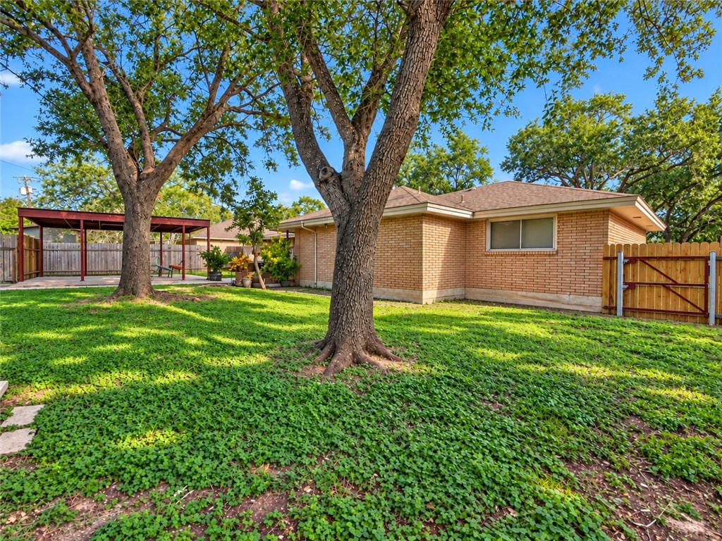 1701 Rose Dr Property Photo 32