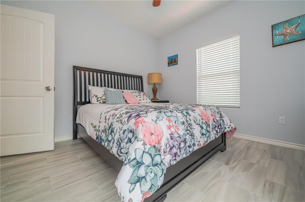 21 S Bahama Property Photo 16
