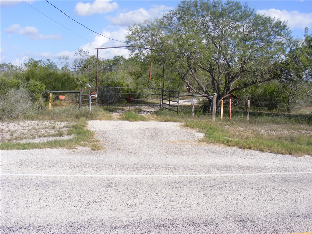430 Fm 2049 Property Photo 1