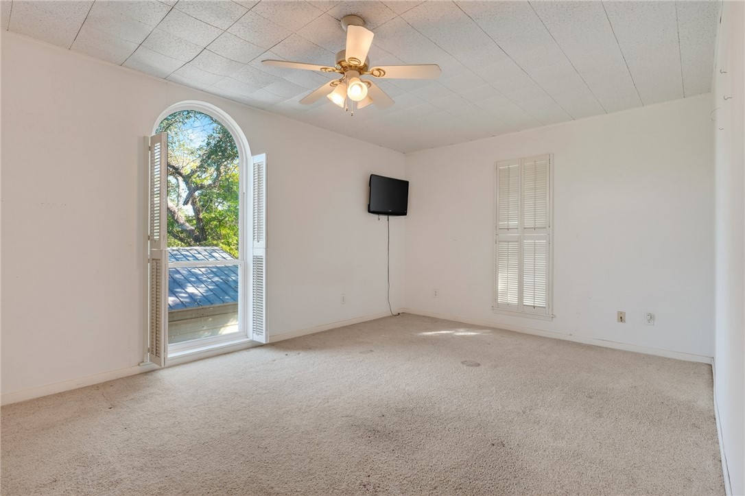 1407 Shadyside Dr Property Photo 32