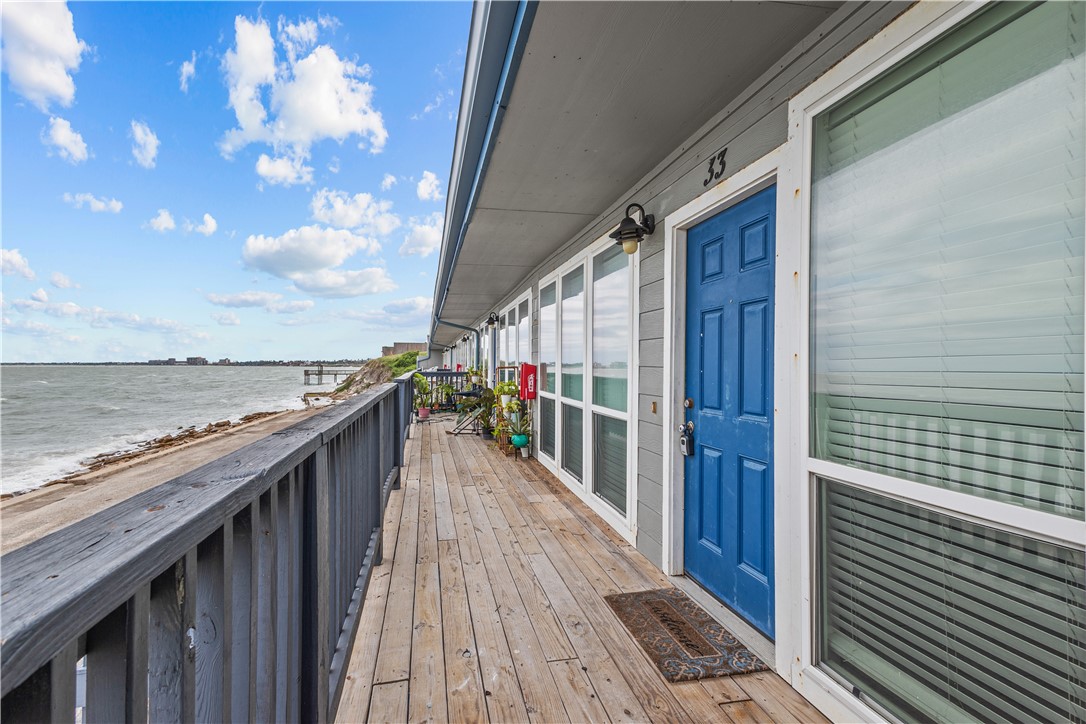 3402 Ocean Dr 33 Property Photo 1