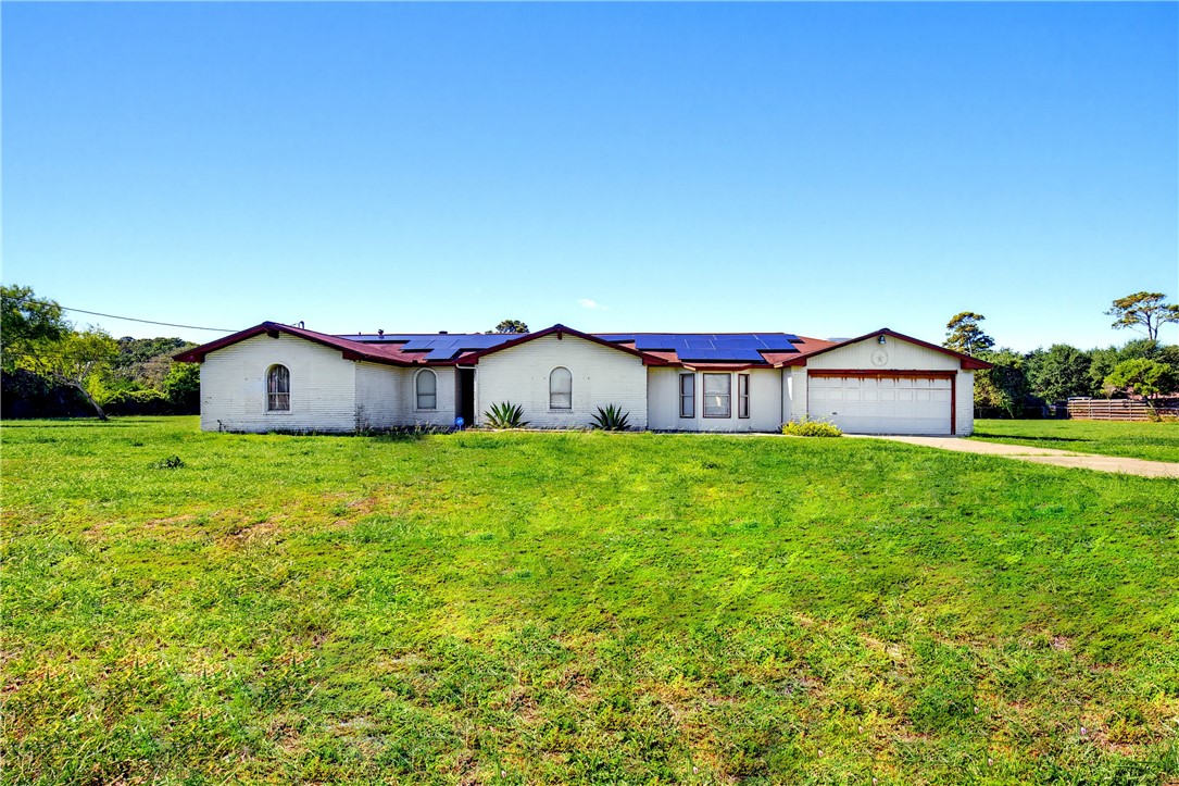 2122 Sentinel Dr Property Photo 1