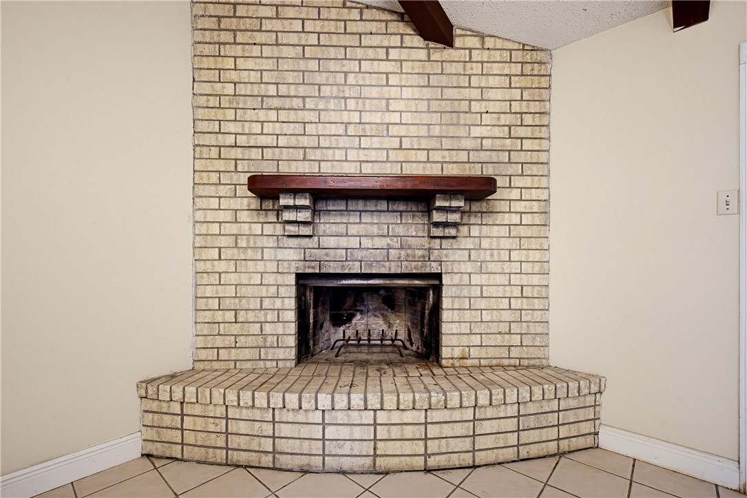 2122 Sentinel Dr Property Photo 6