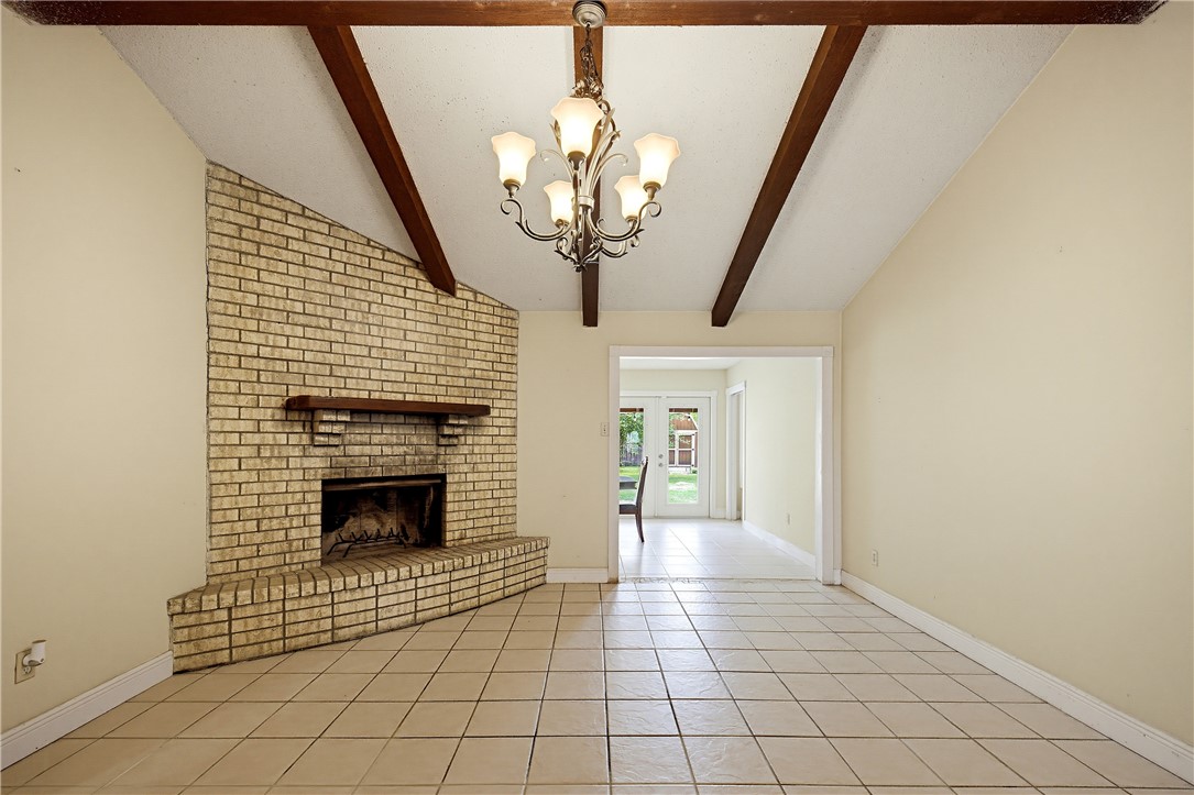 2122 Sentinel Dr Property Photo 7