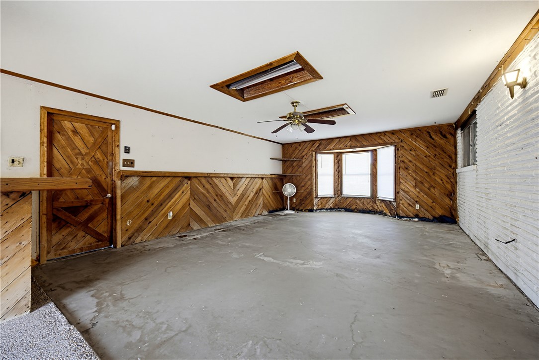 2122 Sentinel Dr Property Photo 20