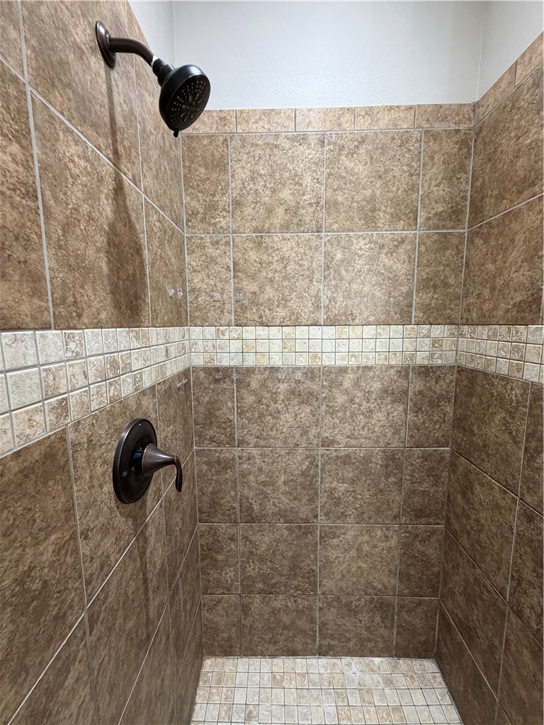 8205 Azimuth Ct Property Photo 21