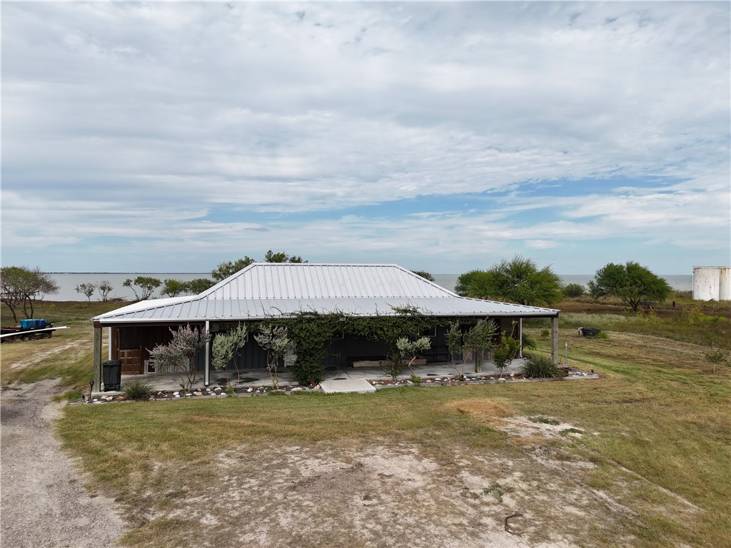 746 Egery Island Rd Property Photo 1