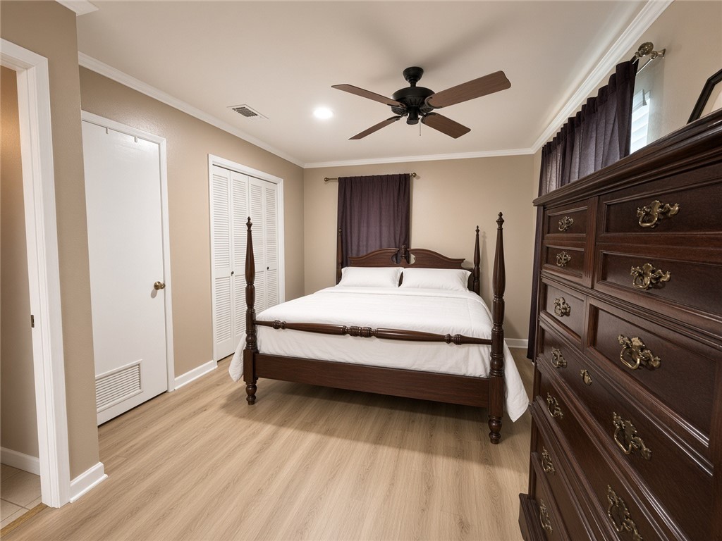 4925 Trinity Dr Property Photo 4