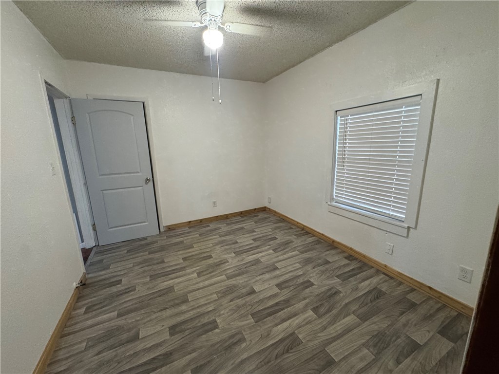 1236 Catherine Dr Property Photo 14