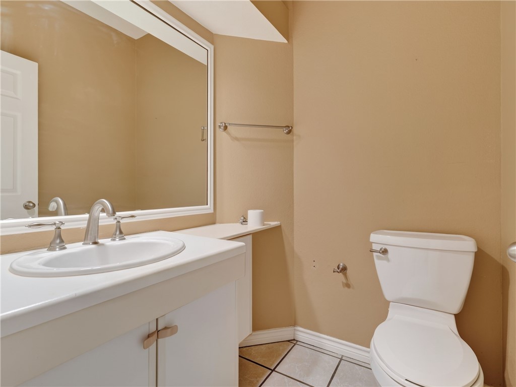 210 Oak Bay St 904 Property Photo 18