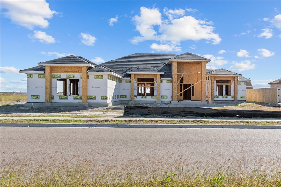 1842 Mama Fefi Dr Property Photo 1