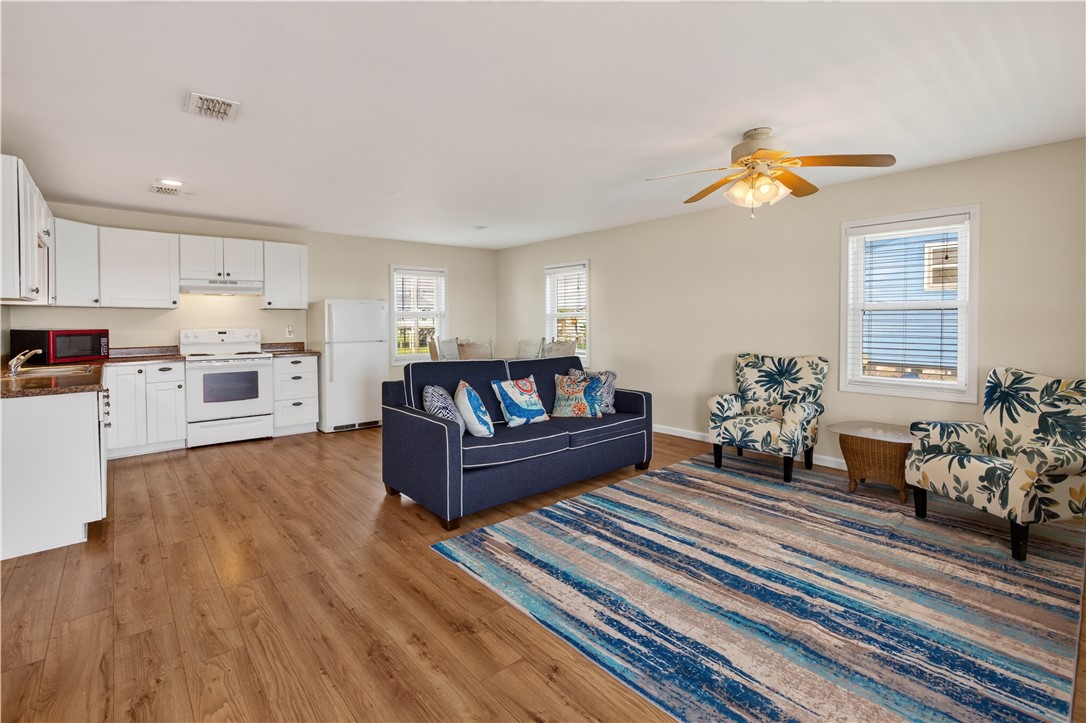 484150 Property Photo 8