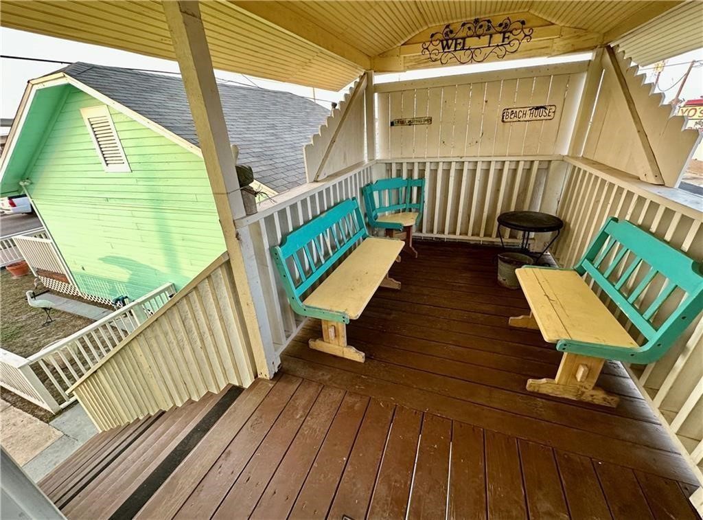 3302,3304 Surfside Blvd Property Photo 14