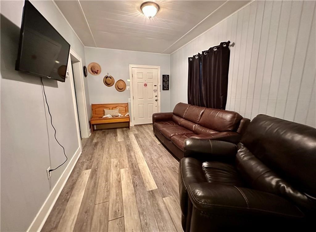 3302,3304 Surfside Blvd Property Photo 19