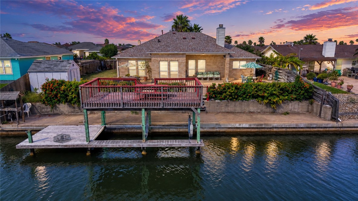 15426 Cuttysark St Property Photo 3
