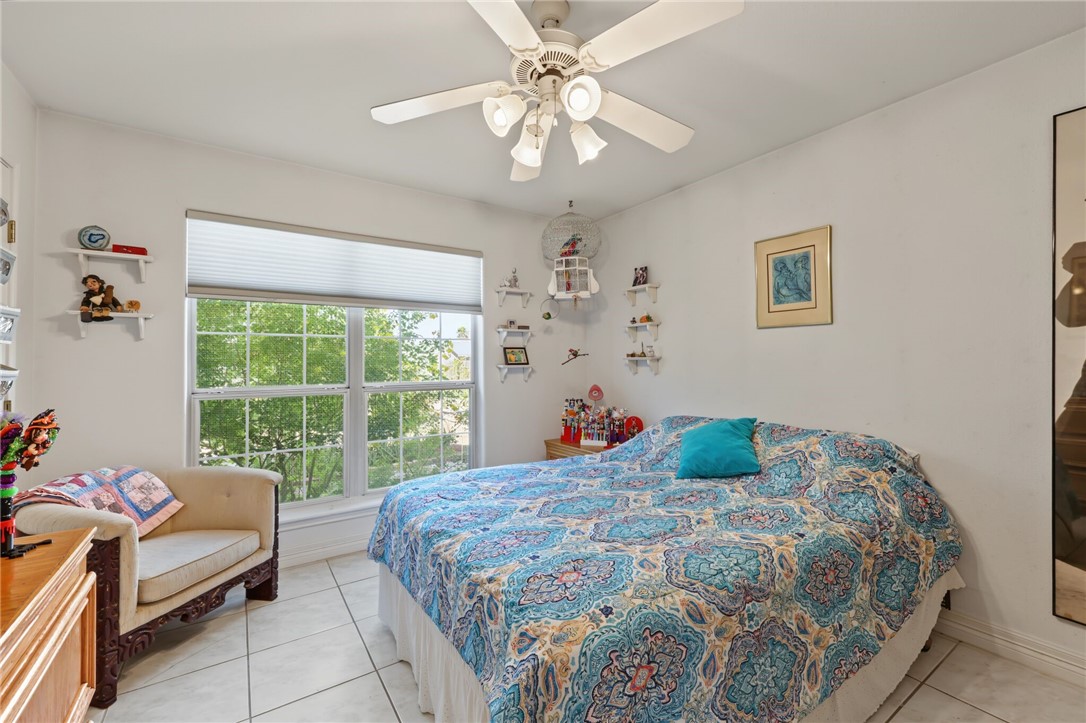 15426 Cuttysark St Property Photo 19