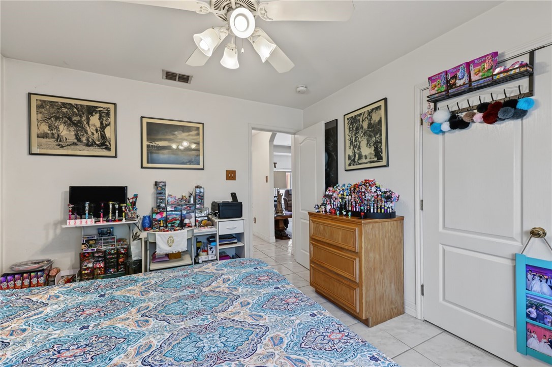 15426 Cuttysark St Property Photo 20
