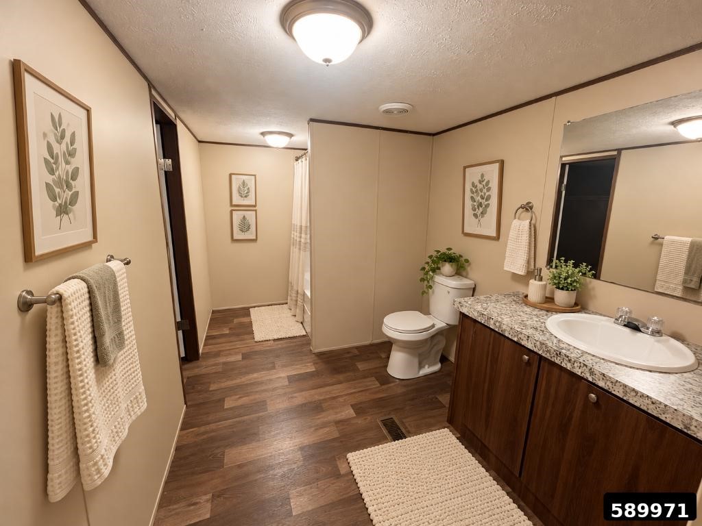 105 E Newman St Property Photo 9