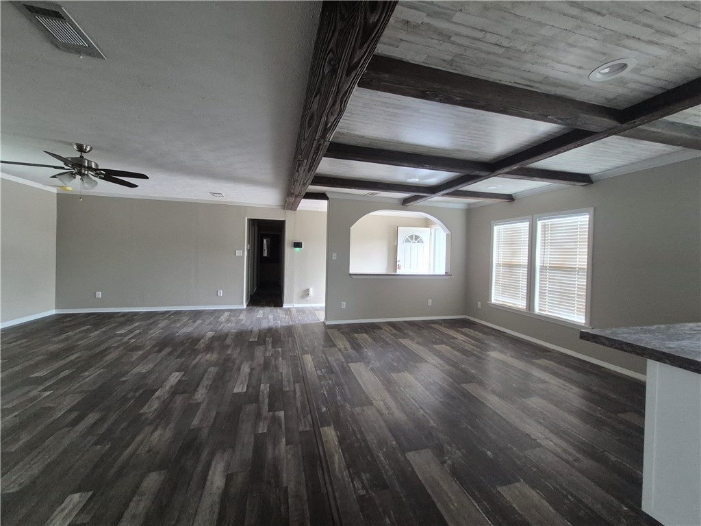 484251 Property Photo 3