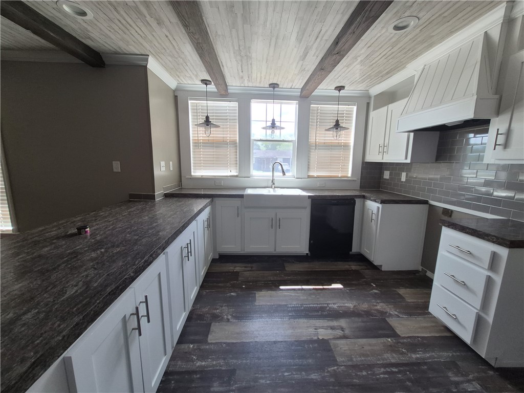 484251 Property Photo 5