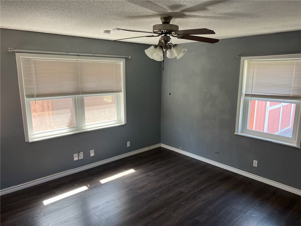 1110 S Johnson St Property Photo 17