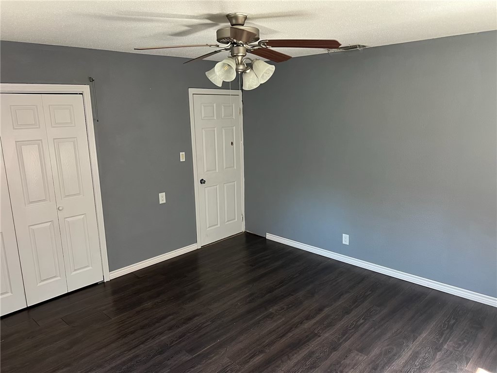 1110 S Johnson St Property Photo 20